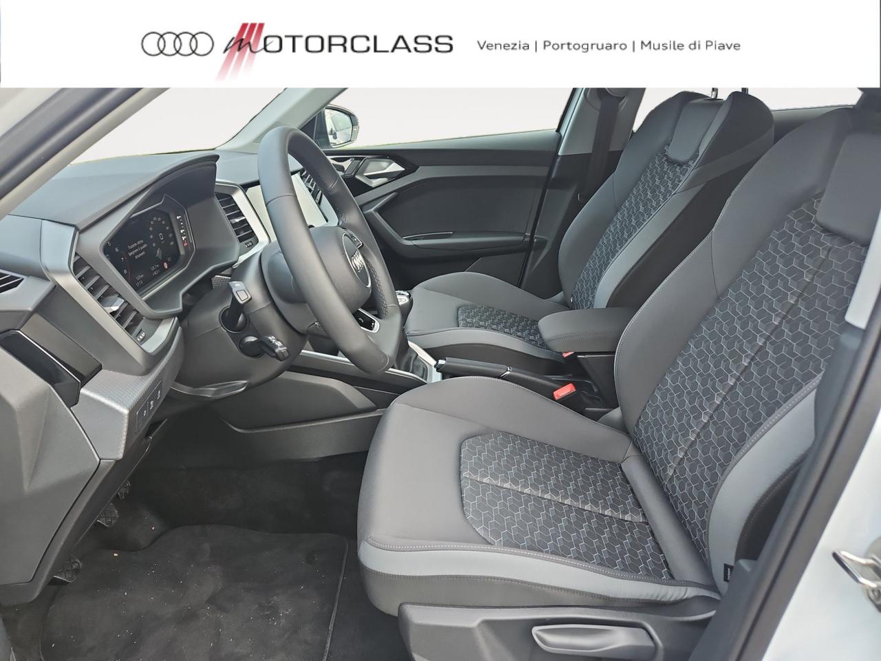 Audi A1 sportback 30 1.0 tfsi 116cv identity black