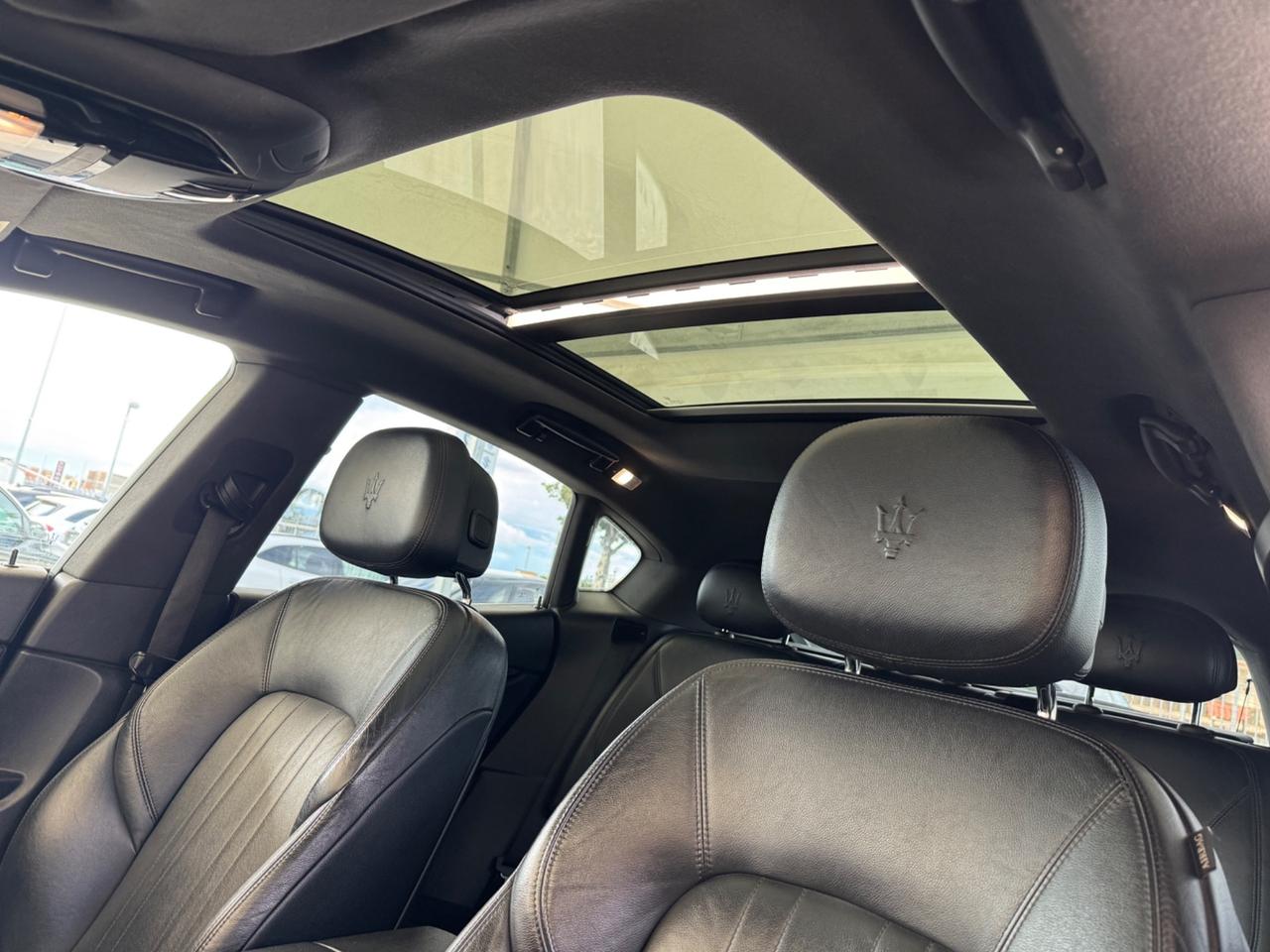 MASERATI LEVANTE V6 275 CV AWD GRANLUSSO / TETTO