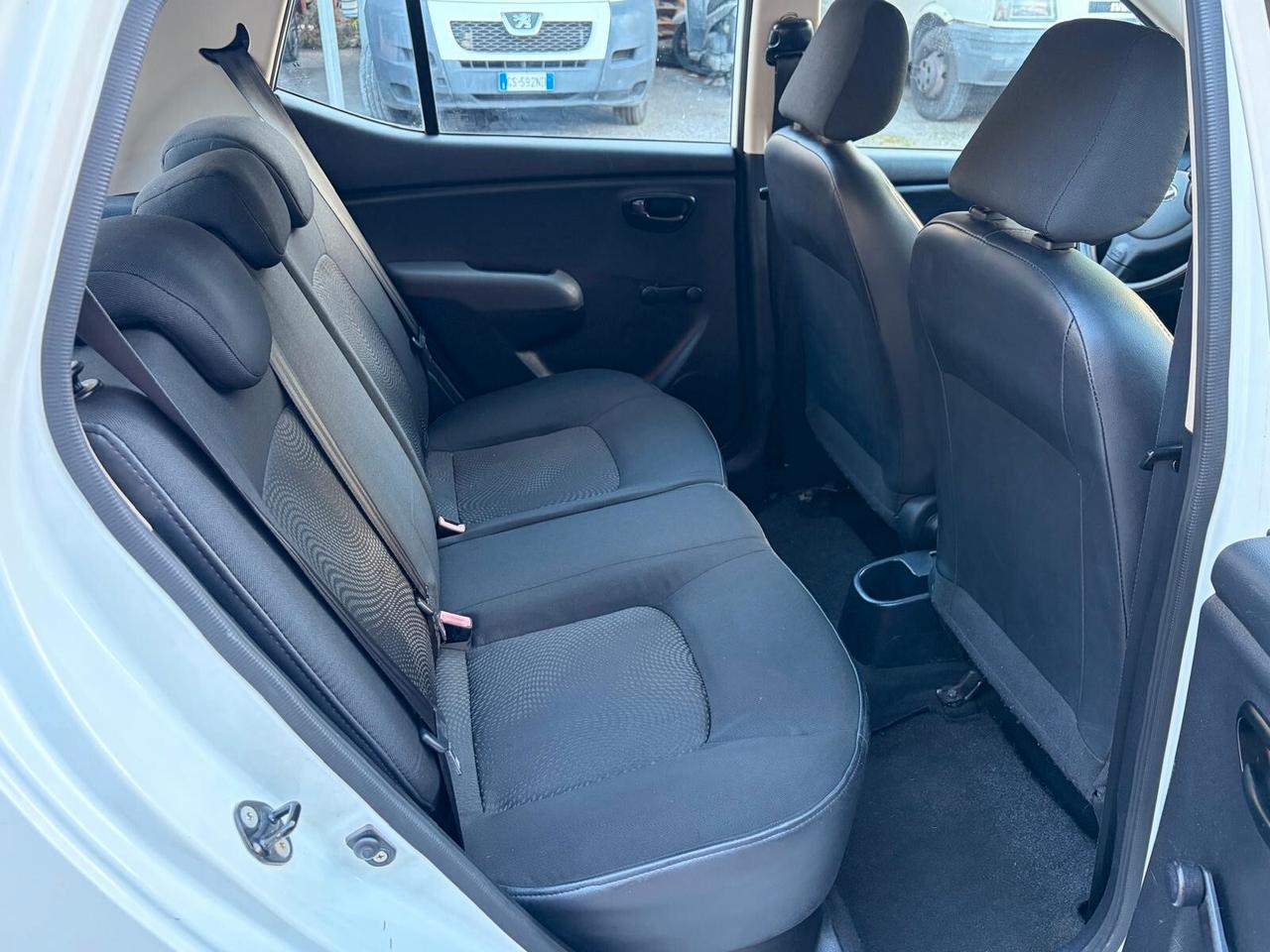 Hyundai i10 1.0 67Cv EURO5 12 MESI DI GARANZIA