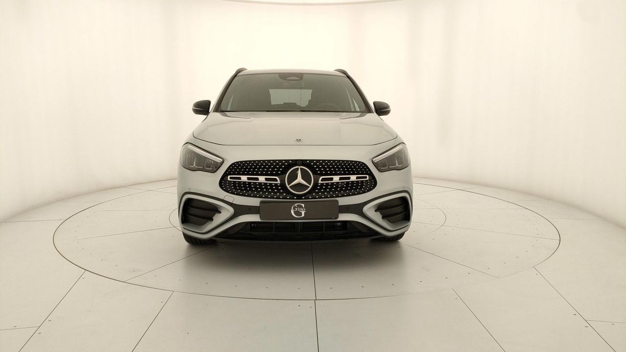 Mercedes-Benz GLA 200 d automatic