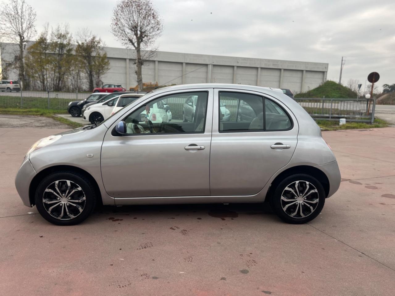 Nissan Micra 1.2 16V 5 porte Acenta