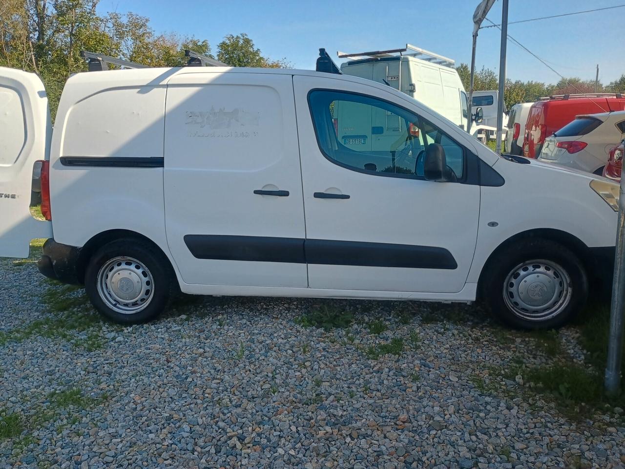 PEUGEOT PARTNER FURGONATO 1.6 HDi 90CV