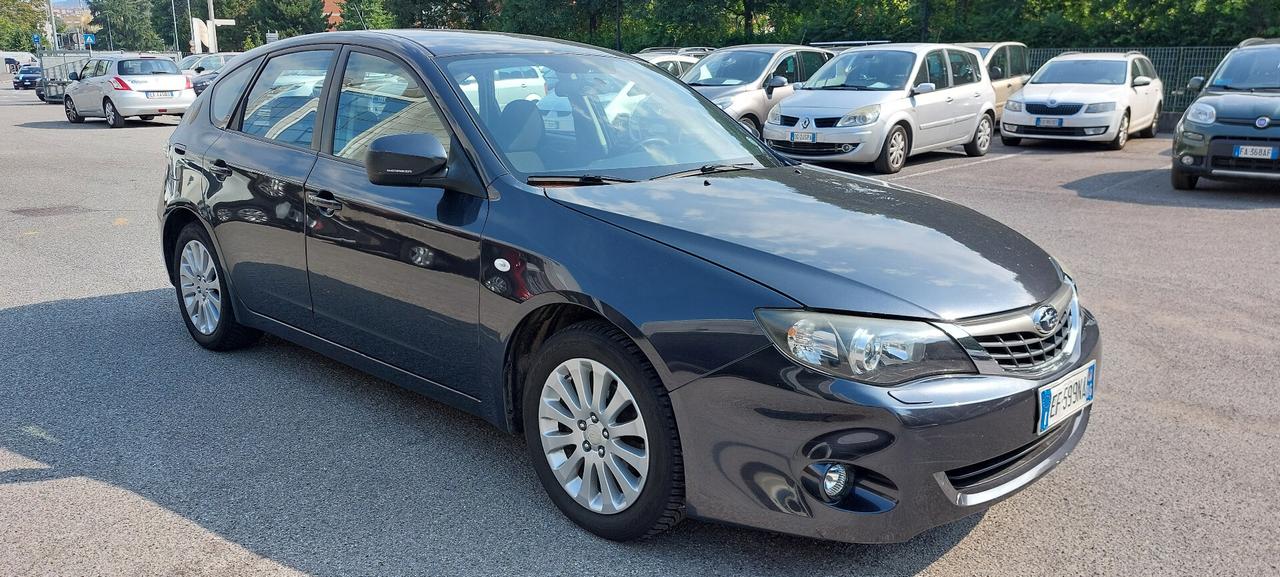 Subaru Impreza 2.0 Bi-Fuel, cambio manuale con ridotte