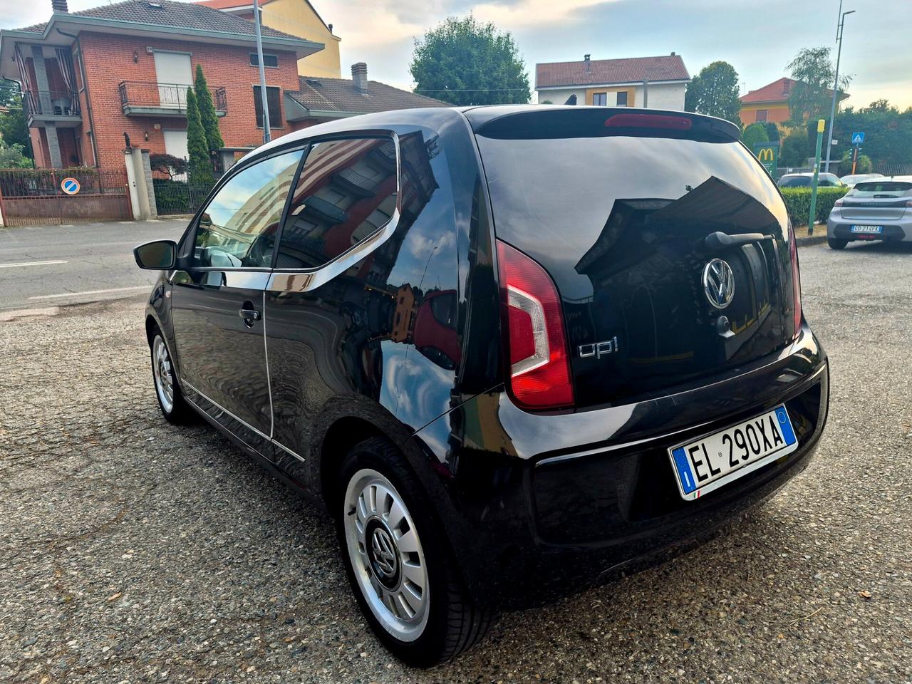 Volkswagen up! 1.0 75 CV 3p. high