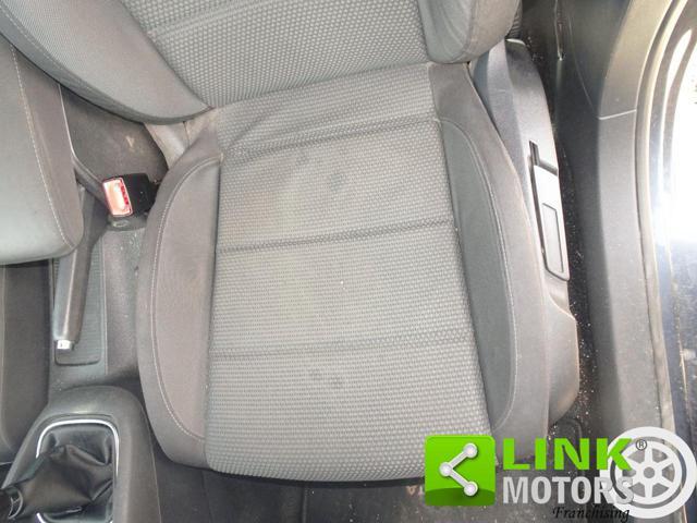 VOLKSWAGEN Golf 1.6 TDI DPF DSG 5p. Comfortline-NEOPATENTATI-