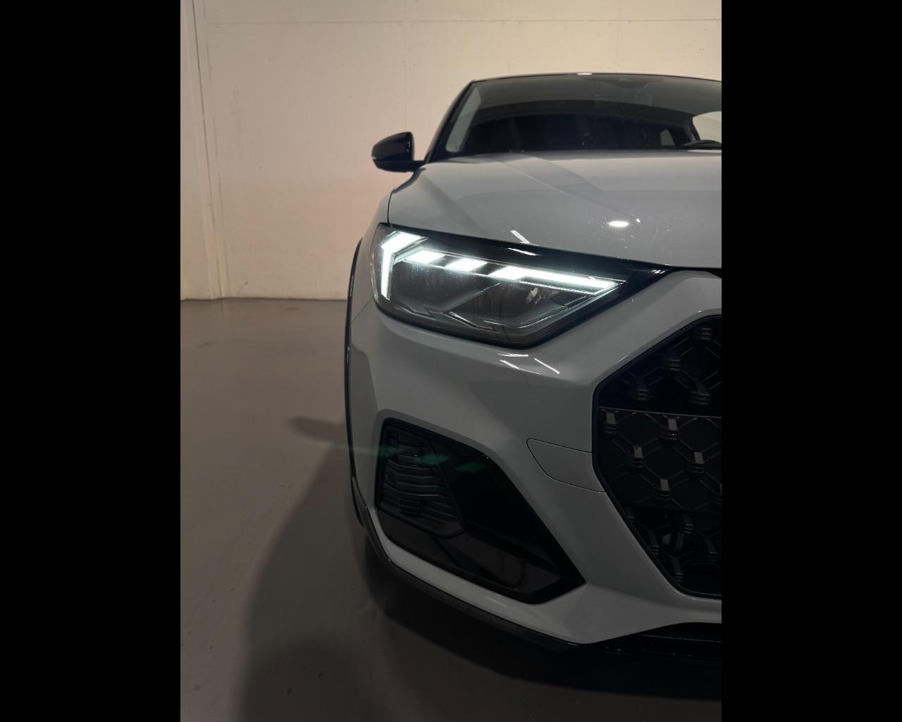 AUDI A1 ALLSTREET 30 TFSI S-TRONIC IDENTITY CONTRAST