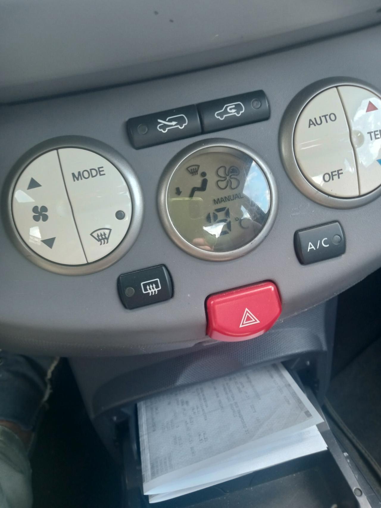 Nissan Micra 1.4 16V 5 porte Acenta
