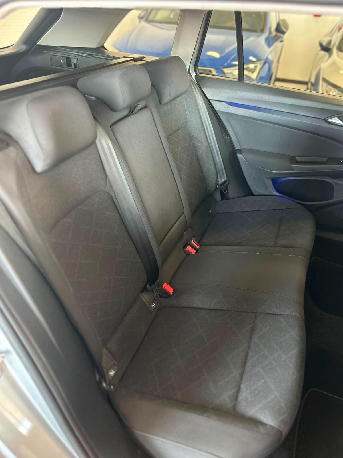 Volkswagen Golf Variant 2.0 TDI SCR DSG Life