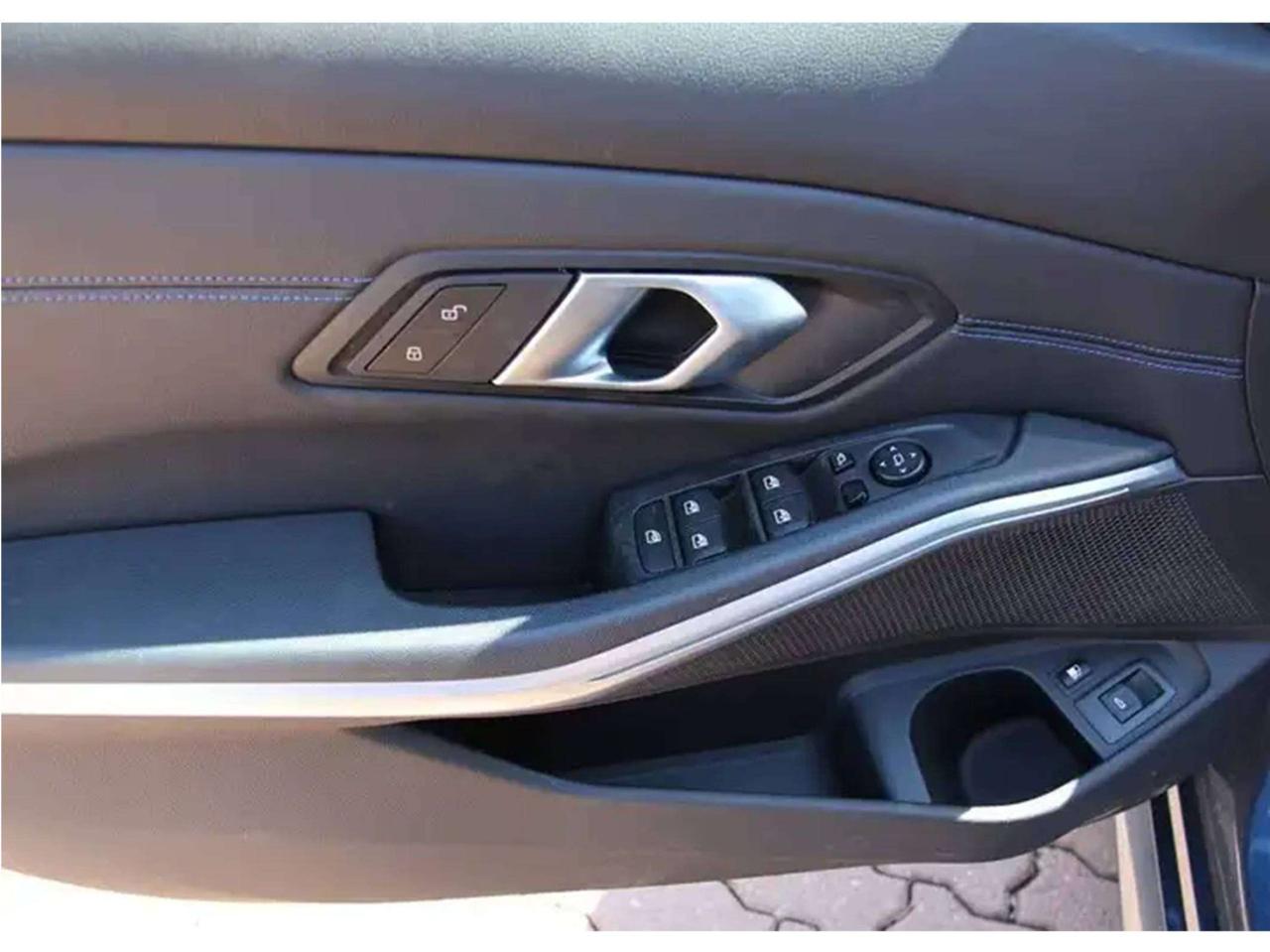 BMW 330 e Touring xdrive M Sport Pro