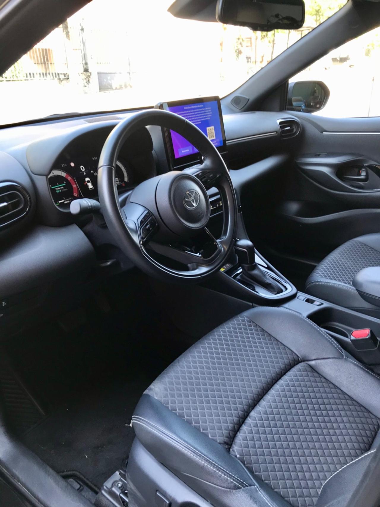Toyota Yaris 1.5 130 Hybrid 5 porte Lounge
