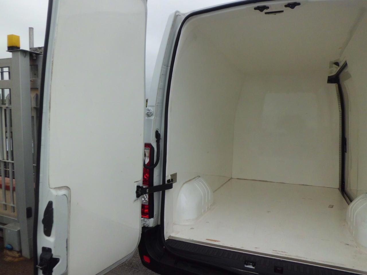 RENAULT MASTER COIBENTATO 6 MARCE 16 Q.DI PORTATA CV 125