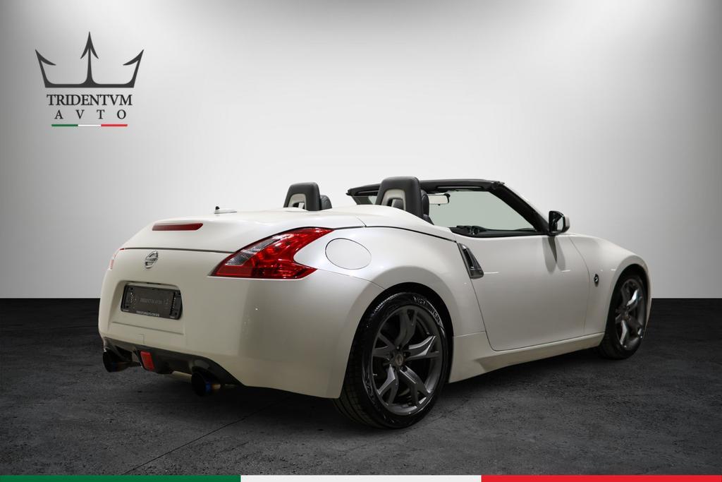 Nissan 370Z Roadster 3.7 V6 Lev2