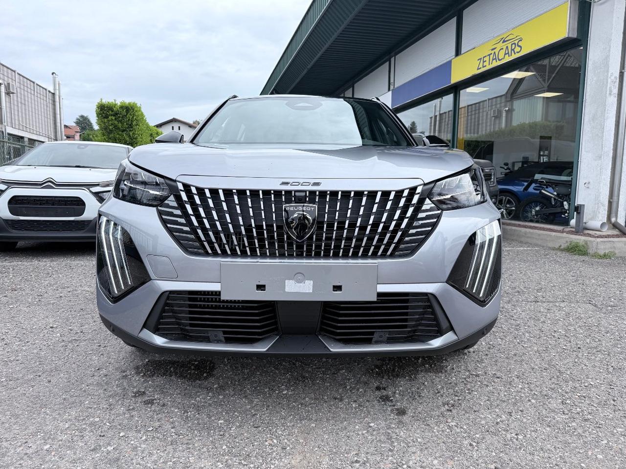 Peugeot 2008 2008 1.2 hybrid GT 145cv e-dcs6