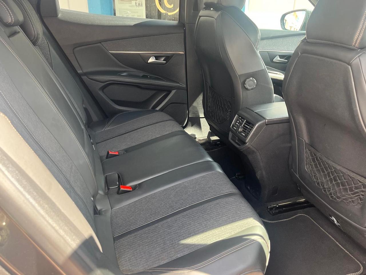 Peugeot 3008 BlueHDi 130 S&S EAT8 GT Line