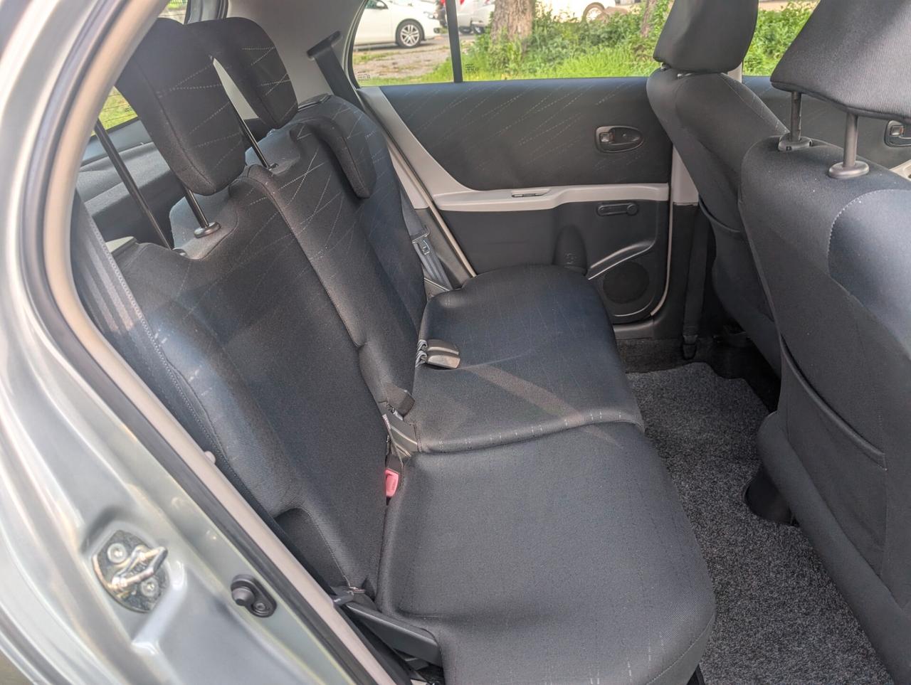 Toyota Yaris 1.3 5 porte Luna UNICO PROPRIETARIO