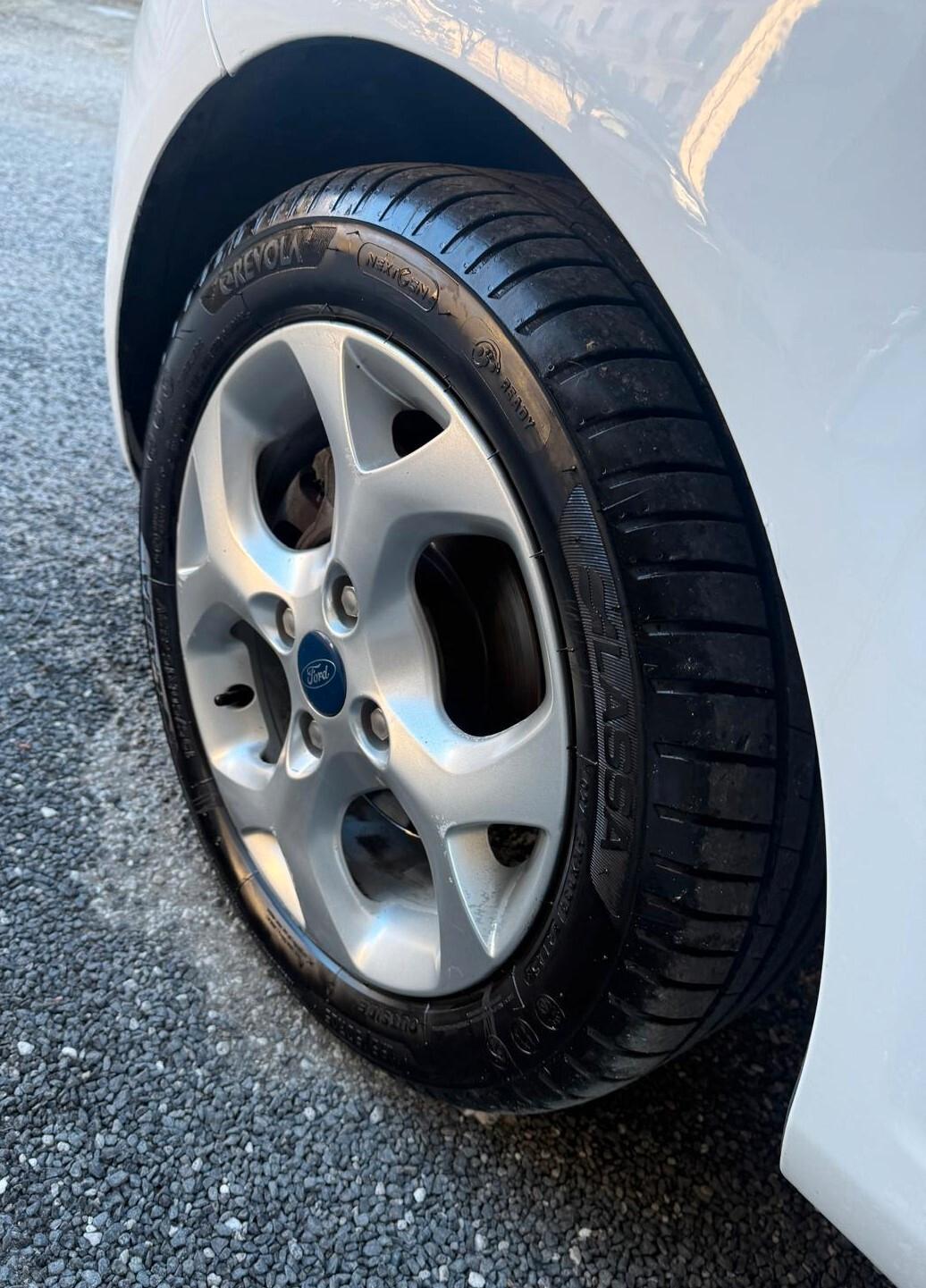 Ford Fiesta 1.2 82CV Titanium 2012