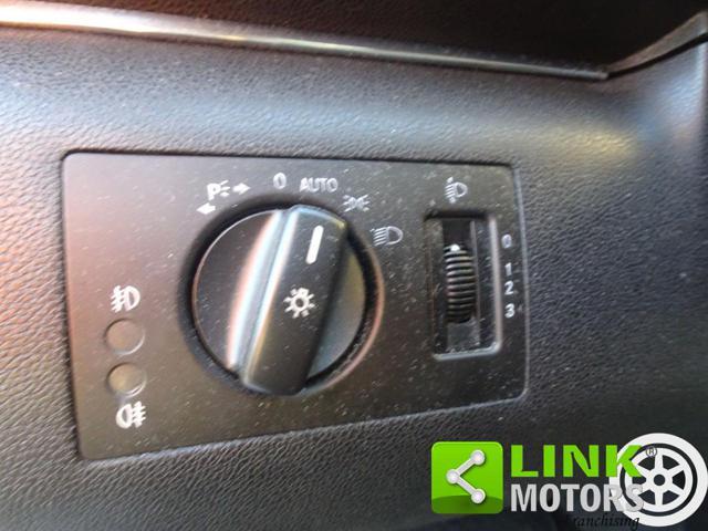 MERCEDES-BENZ B 200 Turbo Sport