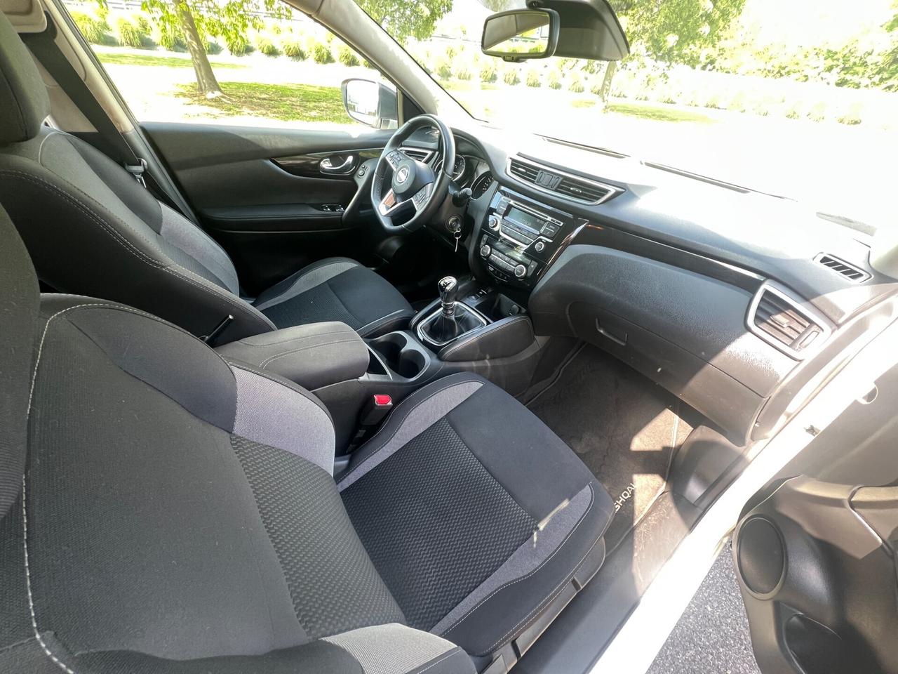 Nissan Qashqai 1.2 DIG-T Acenta