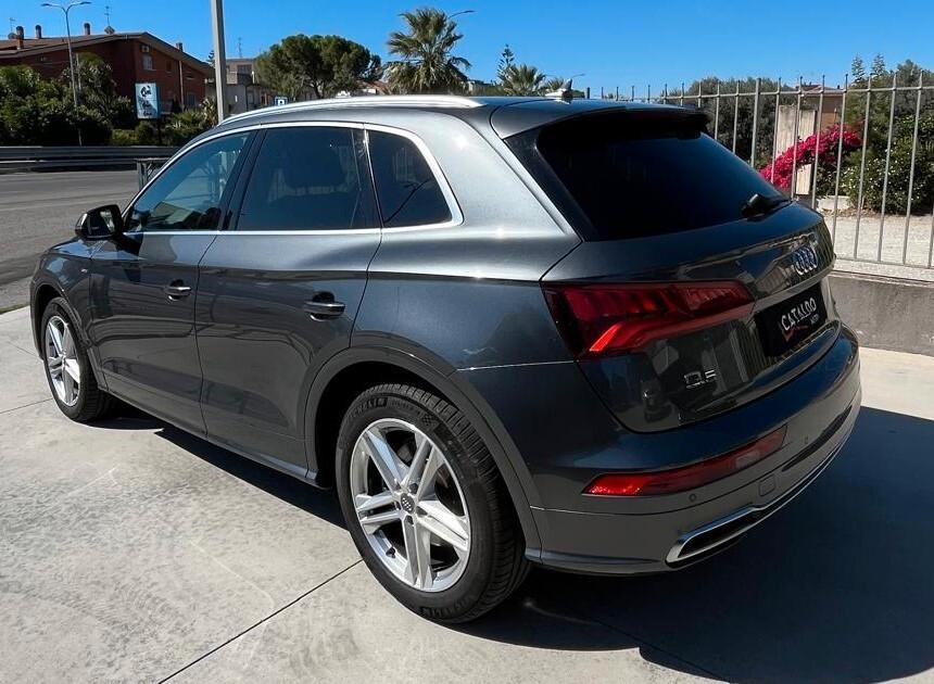 Audi Q5 40 TDI quattro S tronic line plus