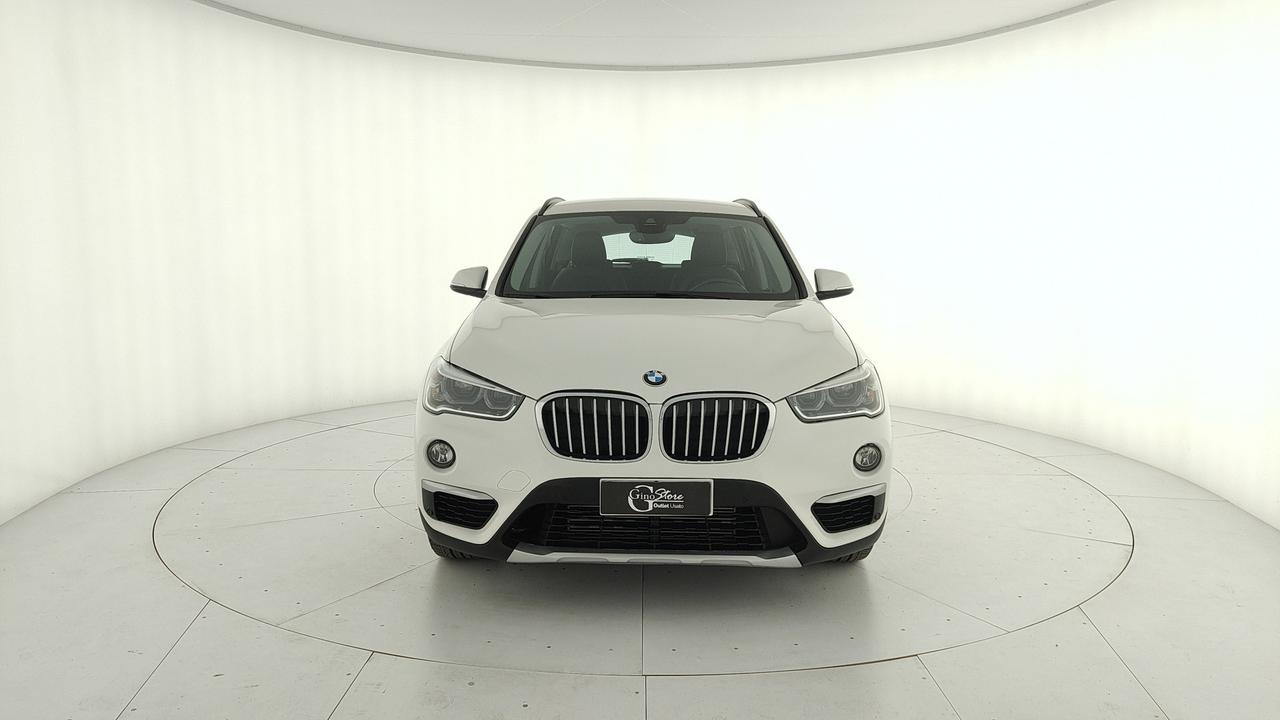 BMW X1 F48 - X1 xdrive20d xLine