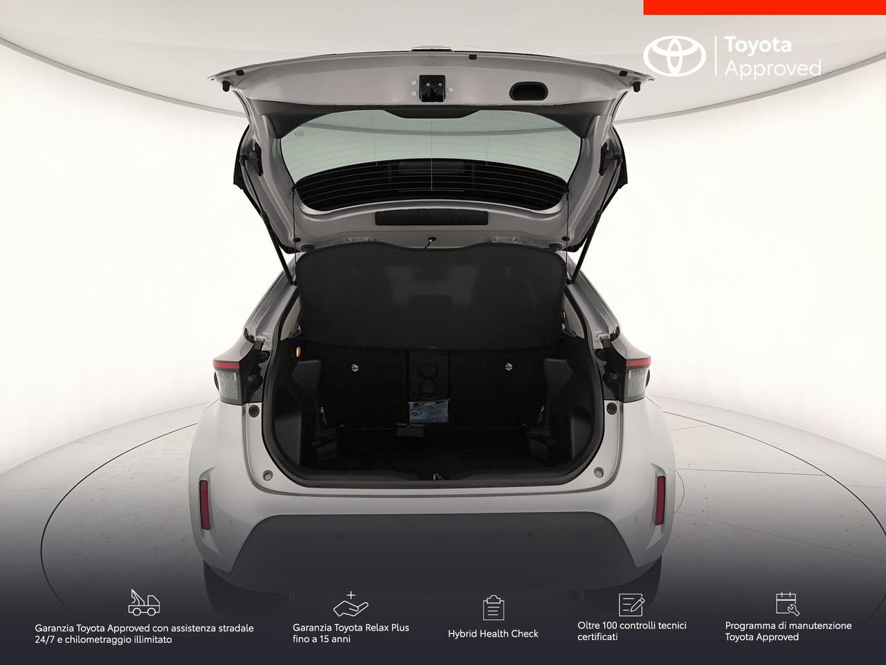 Toyota yaris cross 1.5h lounge fwd 116cv e-cvt