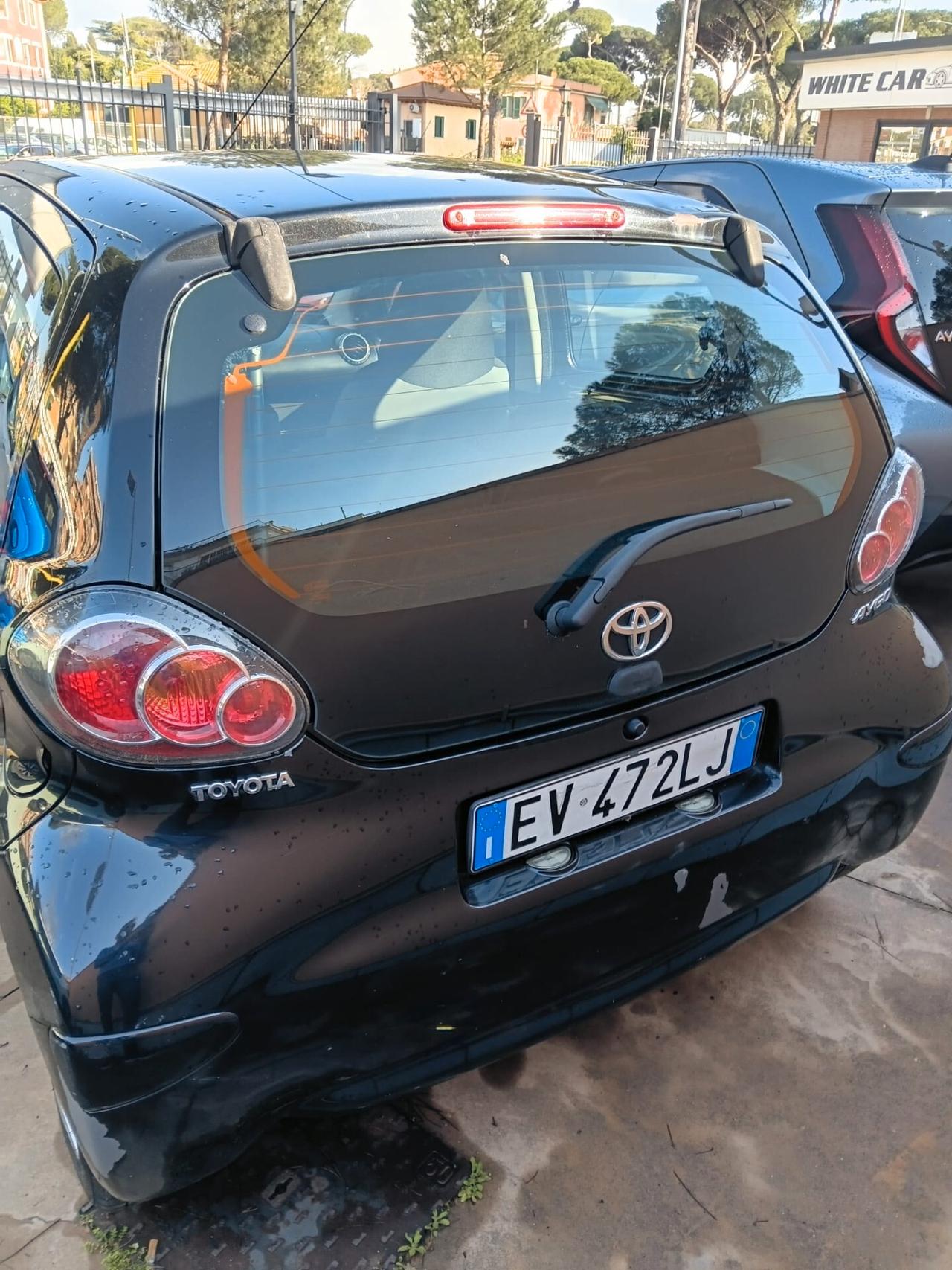 Toyota Aygo 1.0 12V VVT-i 5 porte Active Connect