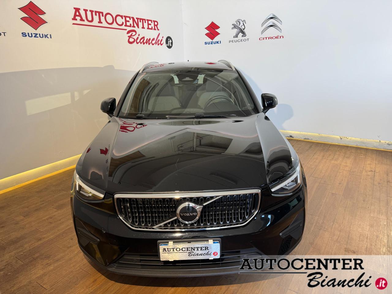 Volvo XC40 2.0 b4 awd Momentum