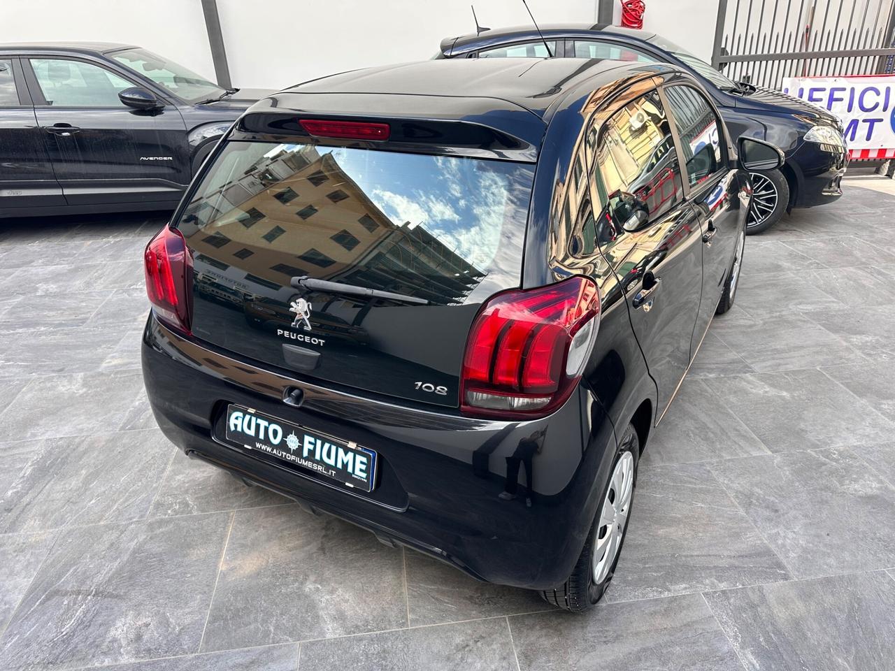 Peugeot 108 VTi 72 S&S 5 porte Allure