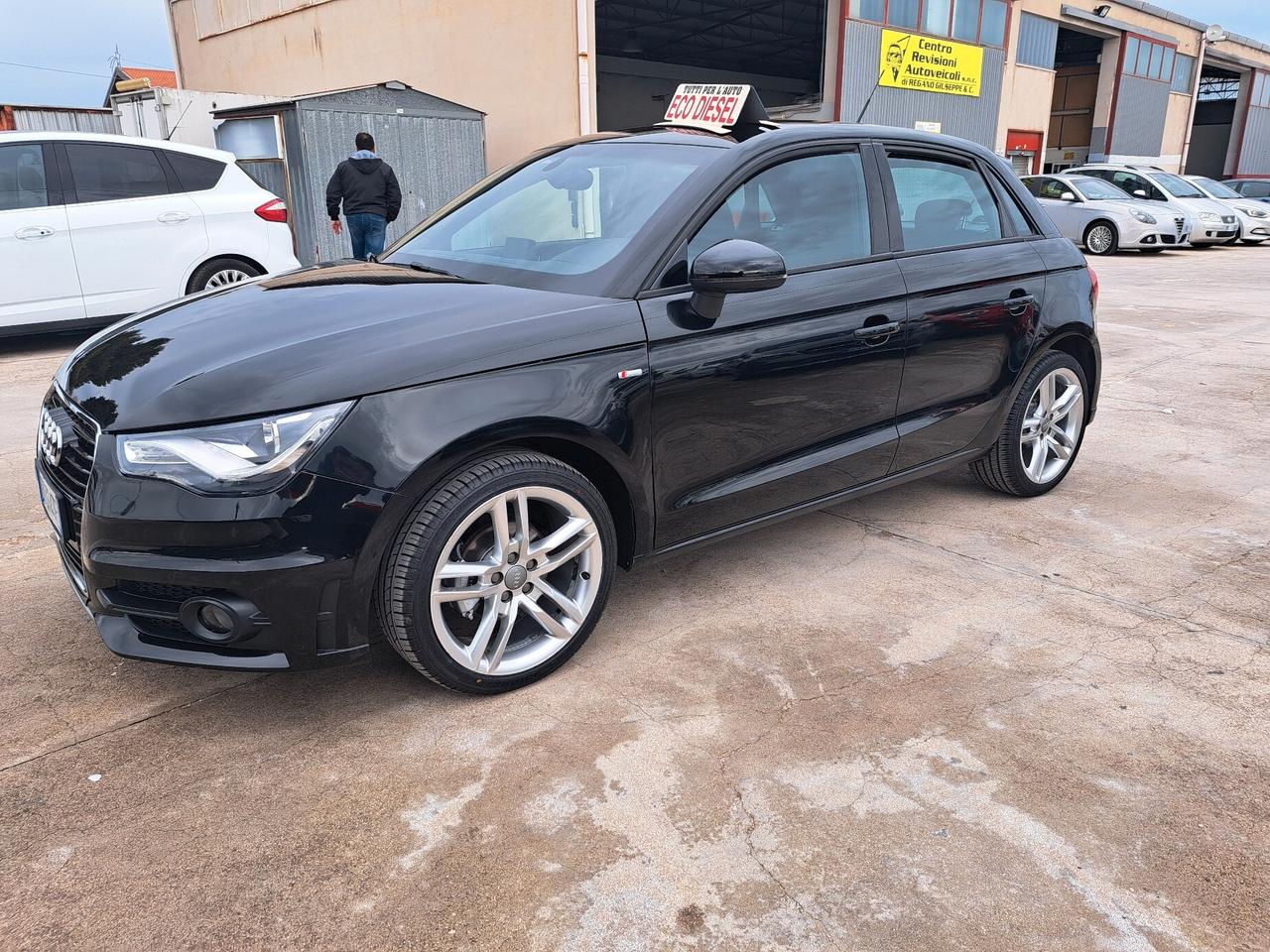 Audi A1 1.6 TDI 90 CV - 2014 S-LINE INTERNA E ESTERNA