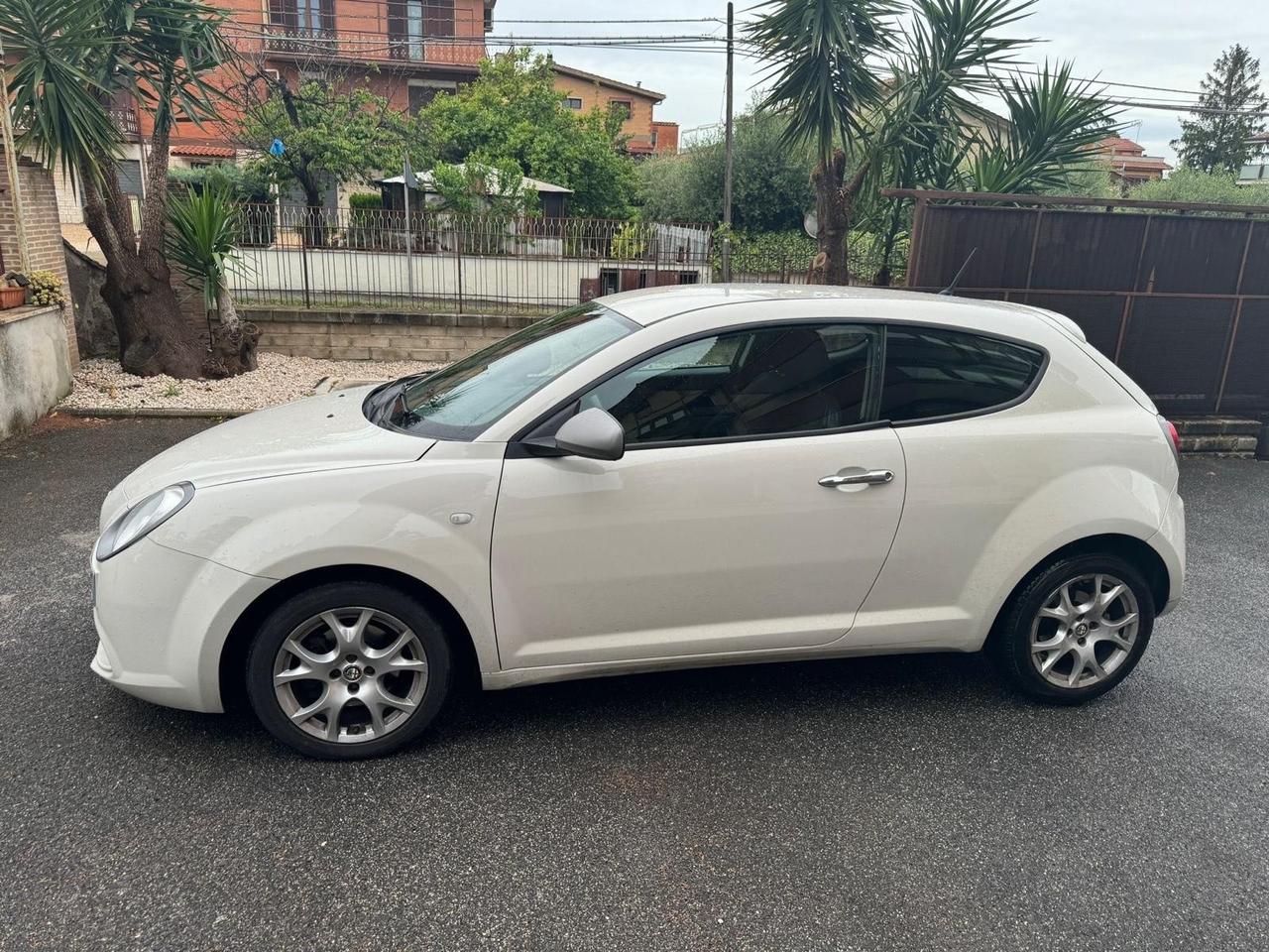 Alfa Romeo MiTo 1.3 85cv Neopatentati