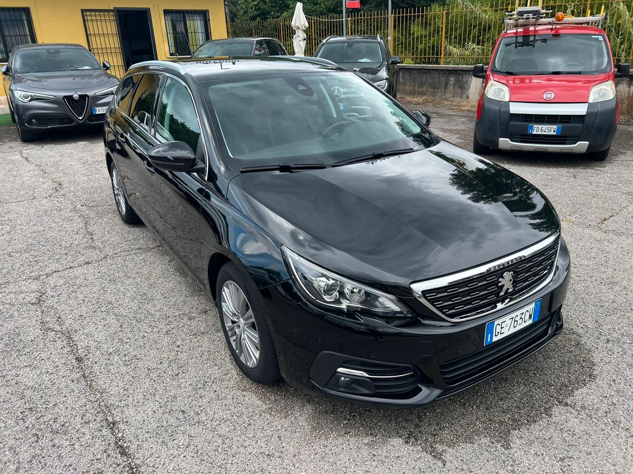 Peugeot 308 BlueHDi 130 S&S Allure