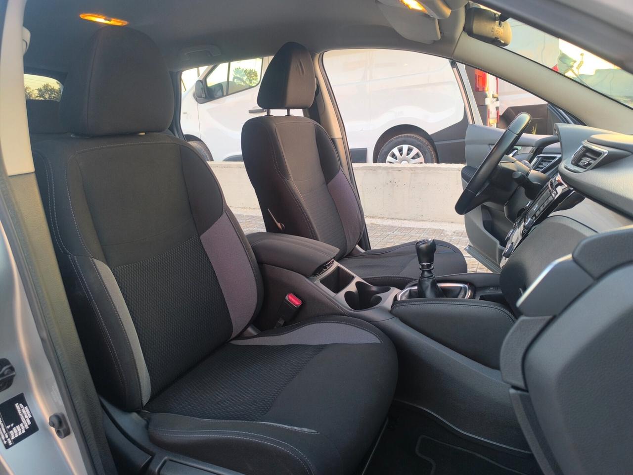 NISSAN QASHQAI 1.5 DIESEL 110cv NAV/RETROCAMERA