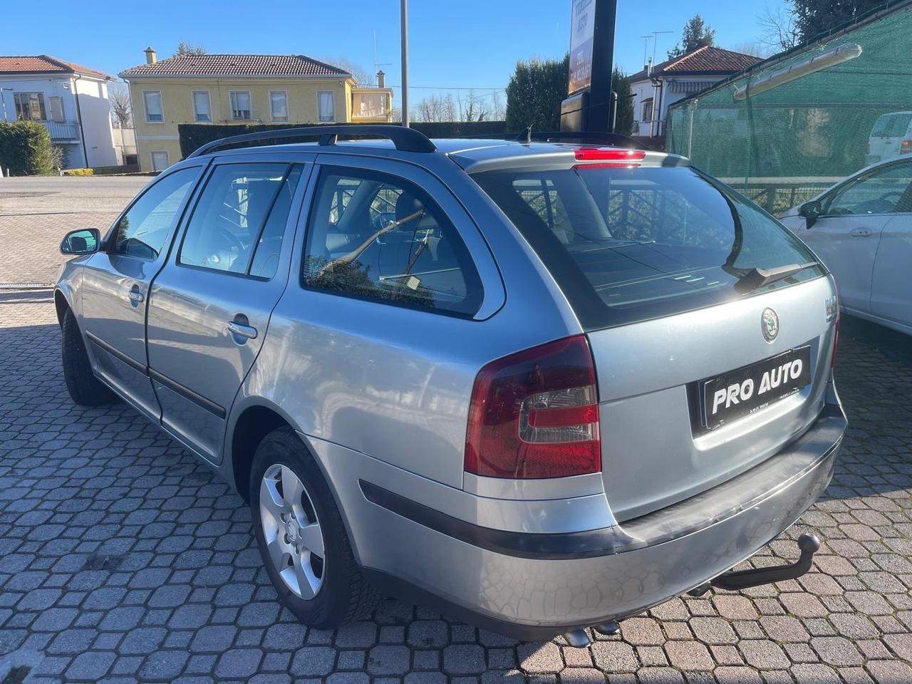 Skoda Octavia 1.9 TDI Elegance GANCIO TRAINO