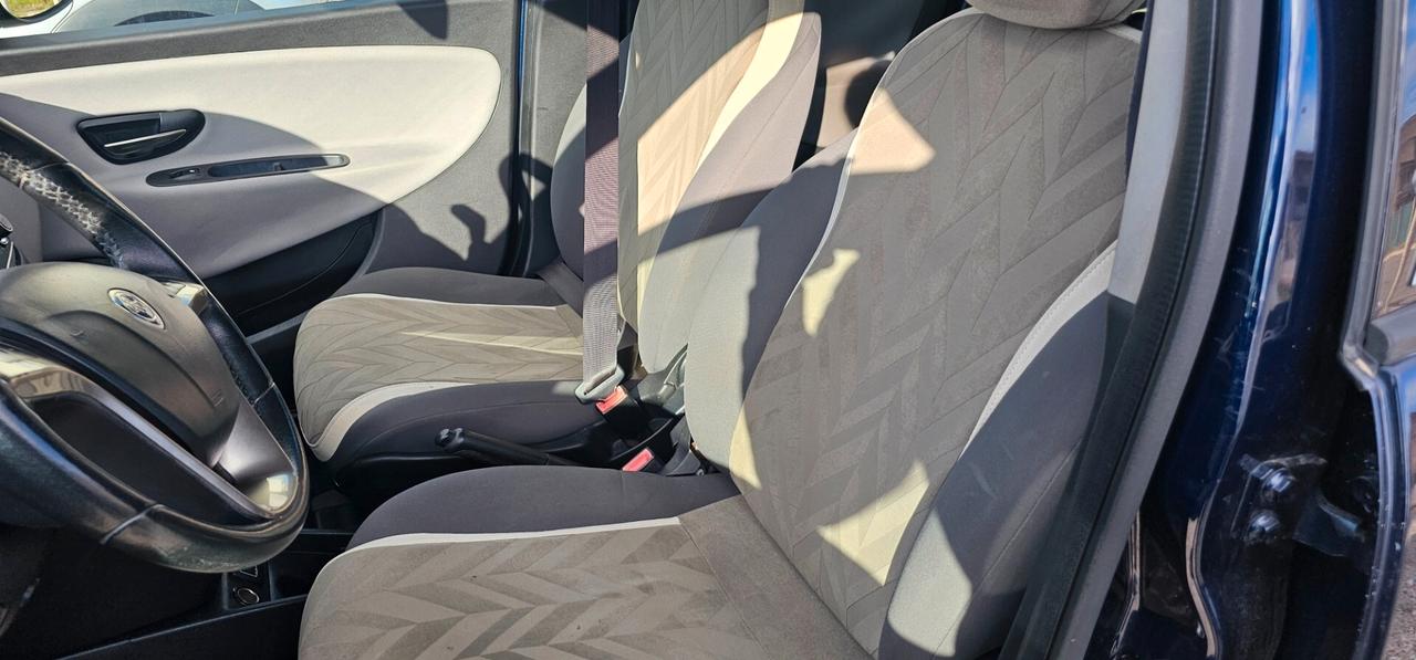 Lancia Ypsilon 1.3 MJT 16V 95 CV 5 porte S&S Platinum