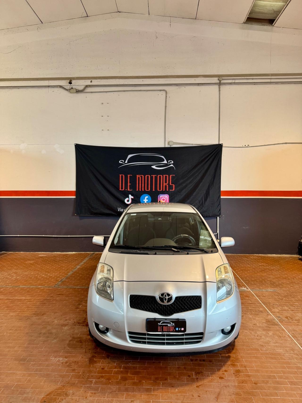 Toyota Yaris 1.3 5 porte M-MT Sol