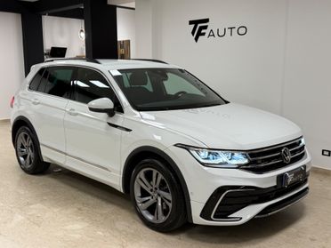 Volkswagen Tiguan 2.0 TDI 150 CV DSG R-Line retro camera, luci ambiente