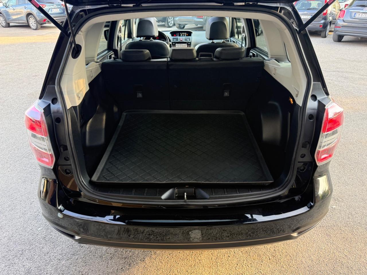 Subaru Forester 2.0D Lineartronic 146cv - 4x4