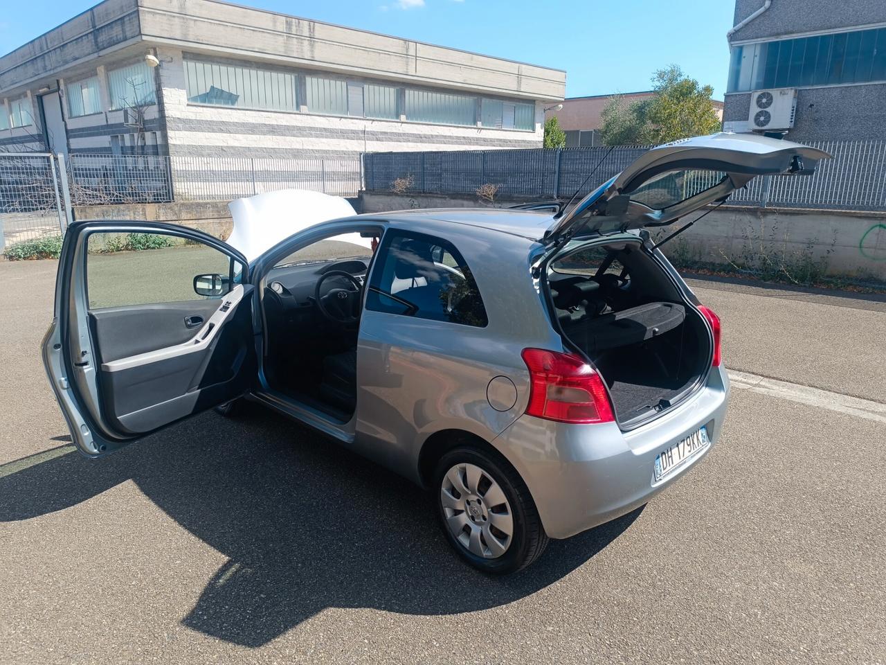 Toyota Yaris 1.0 3 porte SOLO 139.000 KM