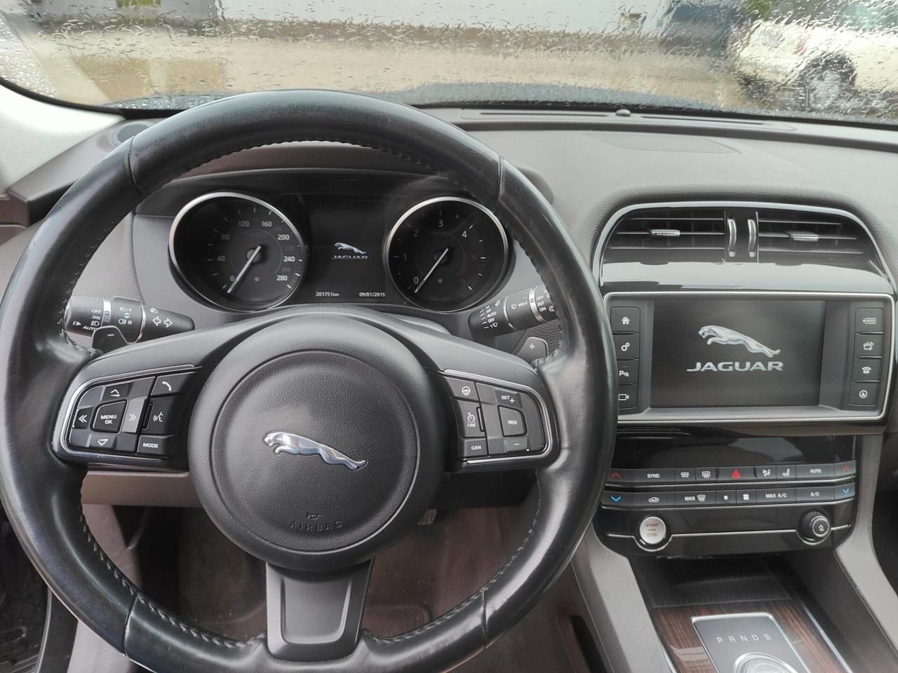 JAGUAR F-PACE PRESTIGE - PROVENIENZA TOSCANA -ECCELLENTI CONDIZIONi