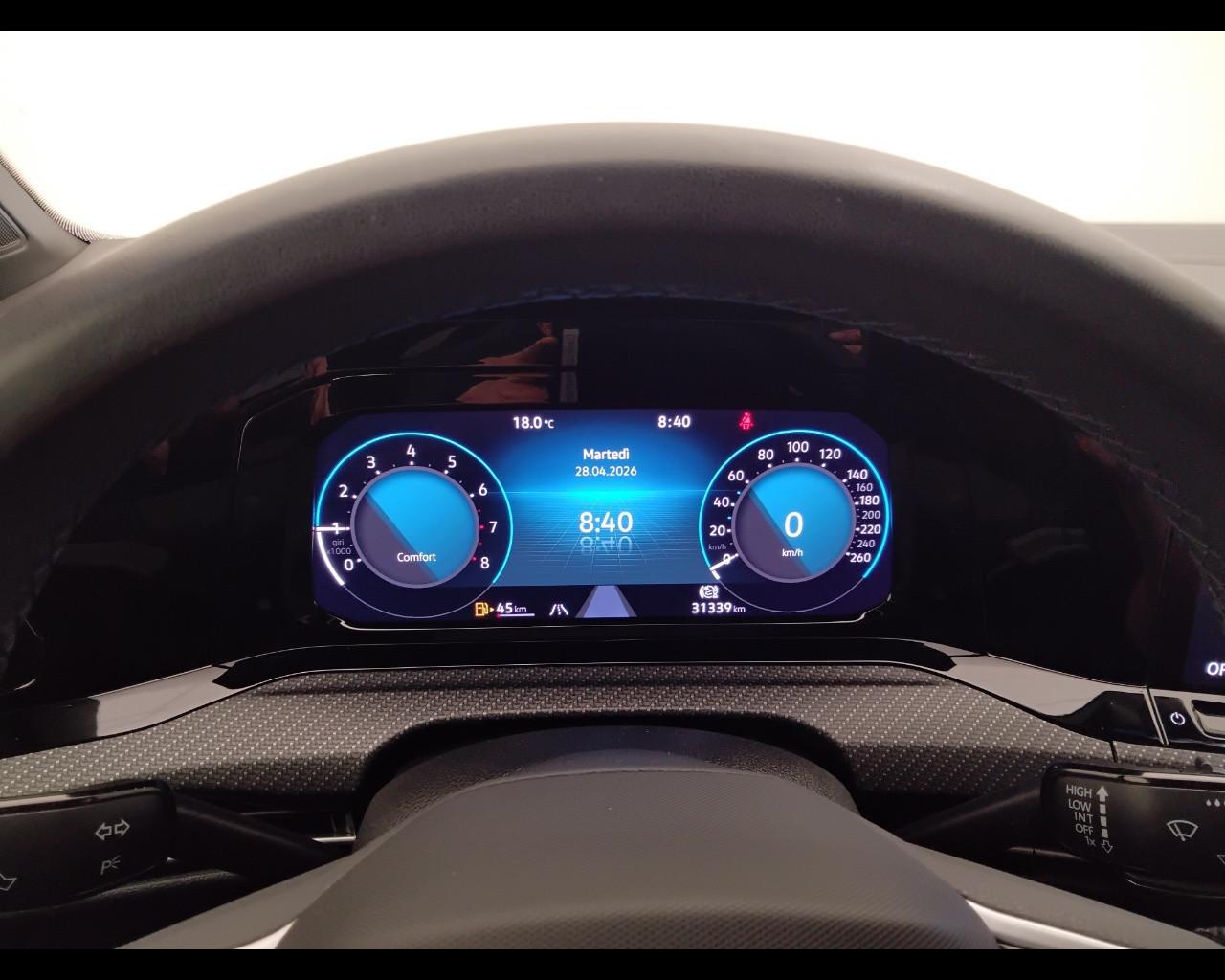 VOLKSWAGEN Golf VIII 2020 - Golf 1.5 tsi evo R-Line 130cv