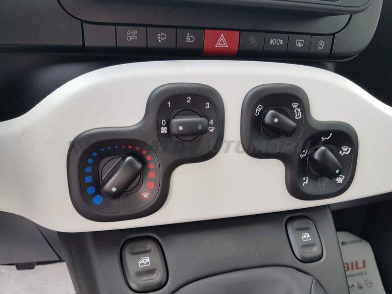 FIAT Panda Panda My25 1.0 70cv Hybrid Pandina