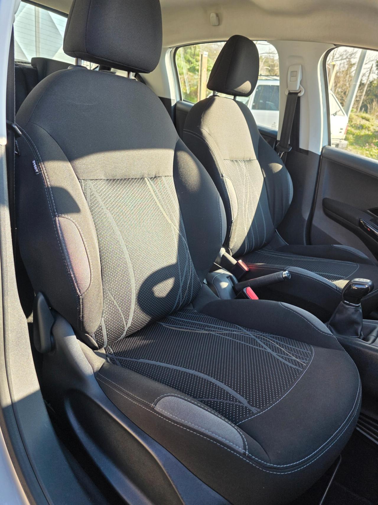 Peugeot 208 1.4 HDi 68 CV 5 porte Active