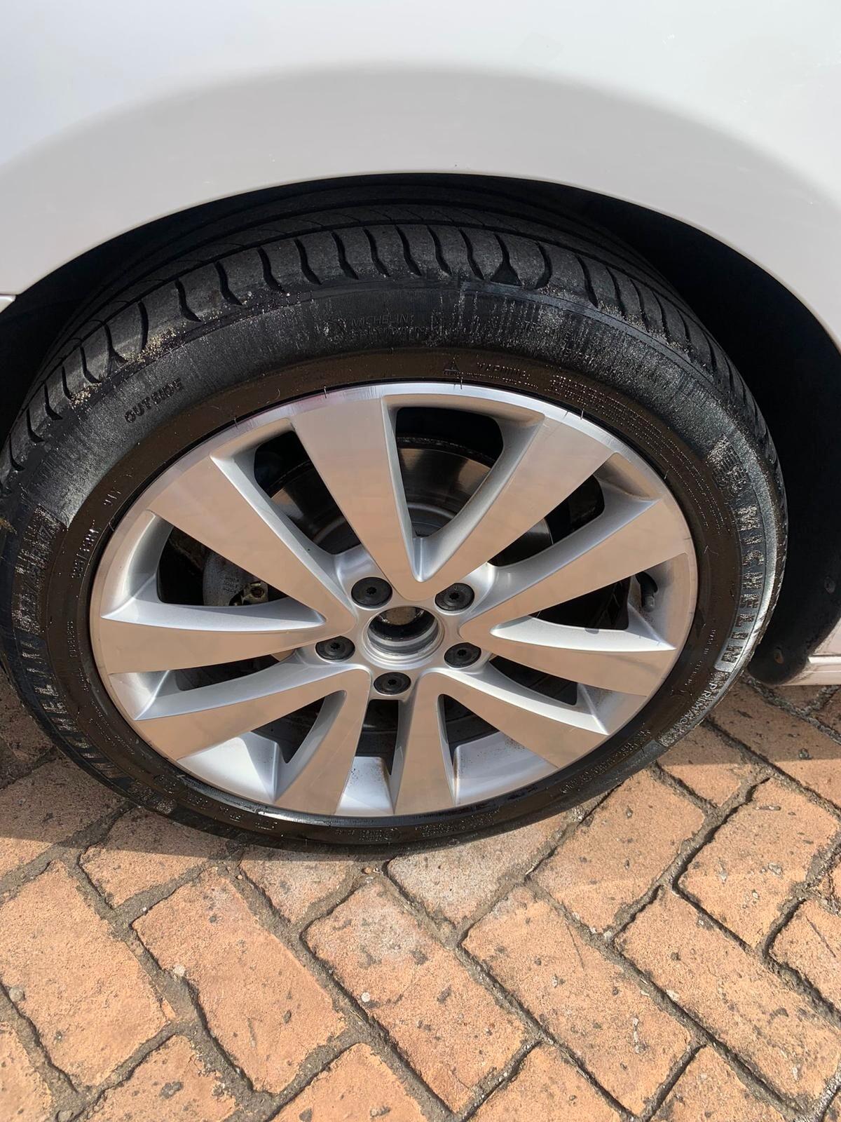 Volkswagen Golf 1.6 TDI DPF 5p. Highline