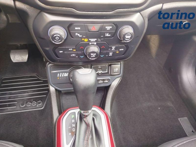 Jeep Renegade 4xe 1.3 T4 PHEV 240cv Trailhawk 4xe Auto