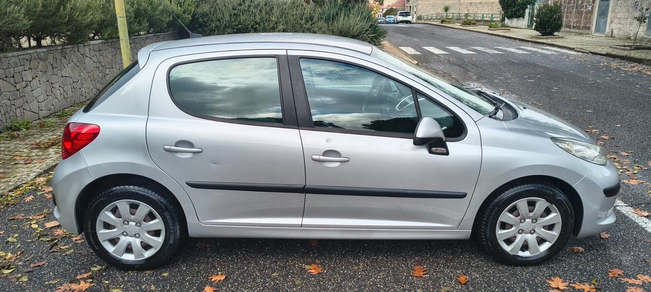 Peugeot 207 1.4 VTi 95CV 5p. X Line