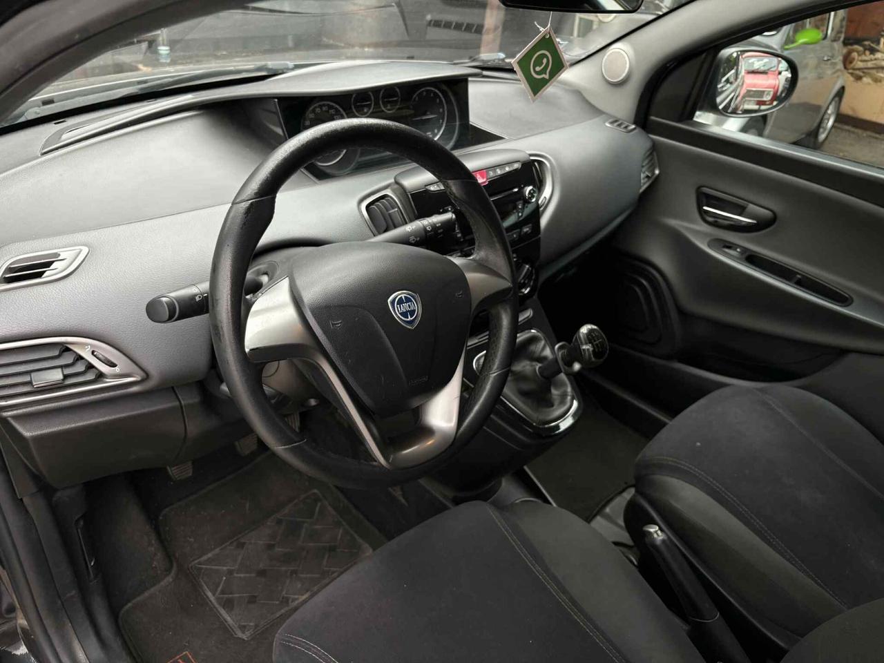 Lancia Ypsilon 1.2 69 CV Platinum