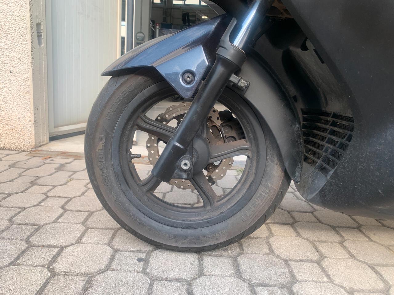 Kymco Downtown 200i i.e. DD. - Rif.604