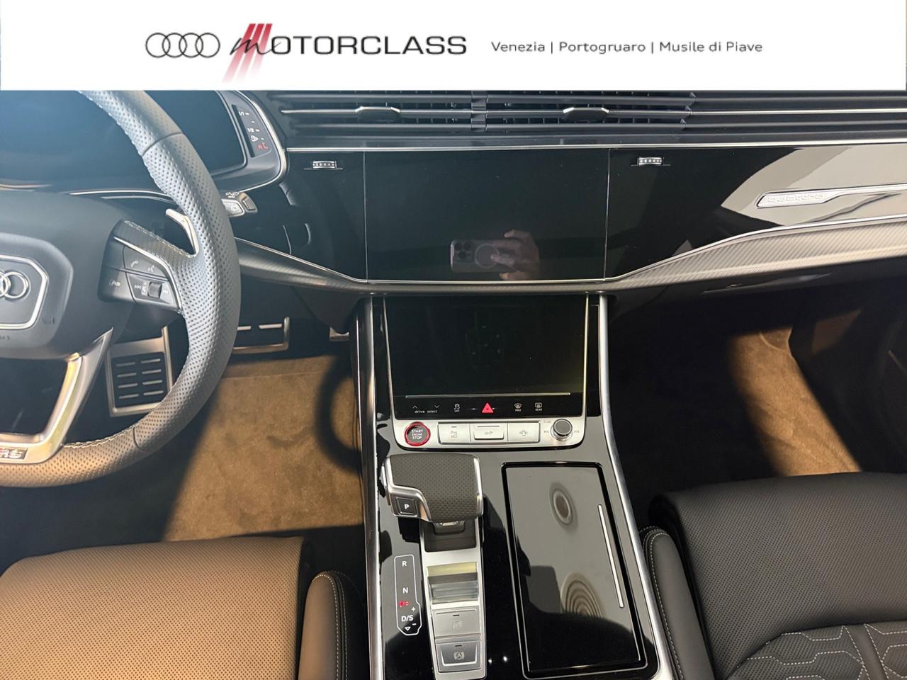 Audi RSQ8 rs 4.0 v8 mhev 48v 640cv performance tiptronic