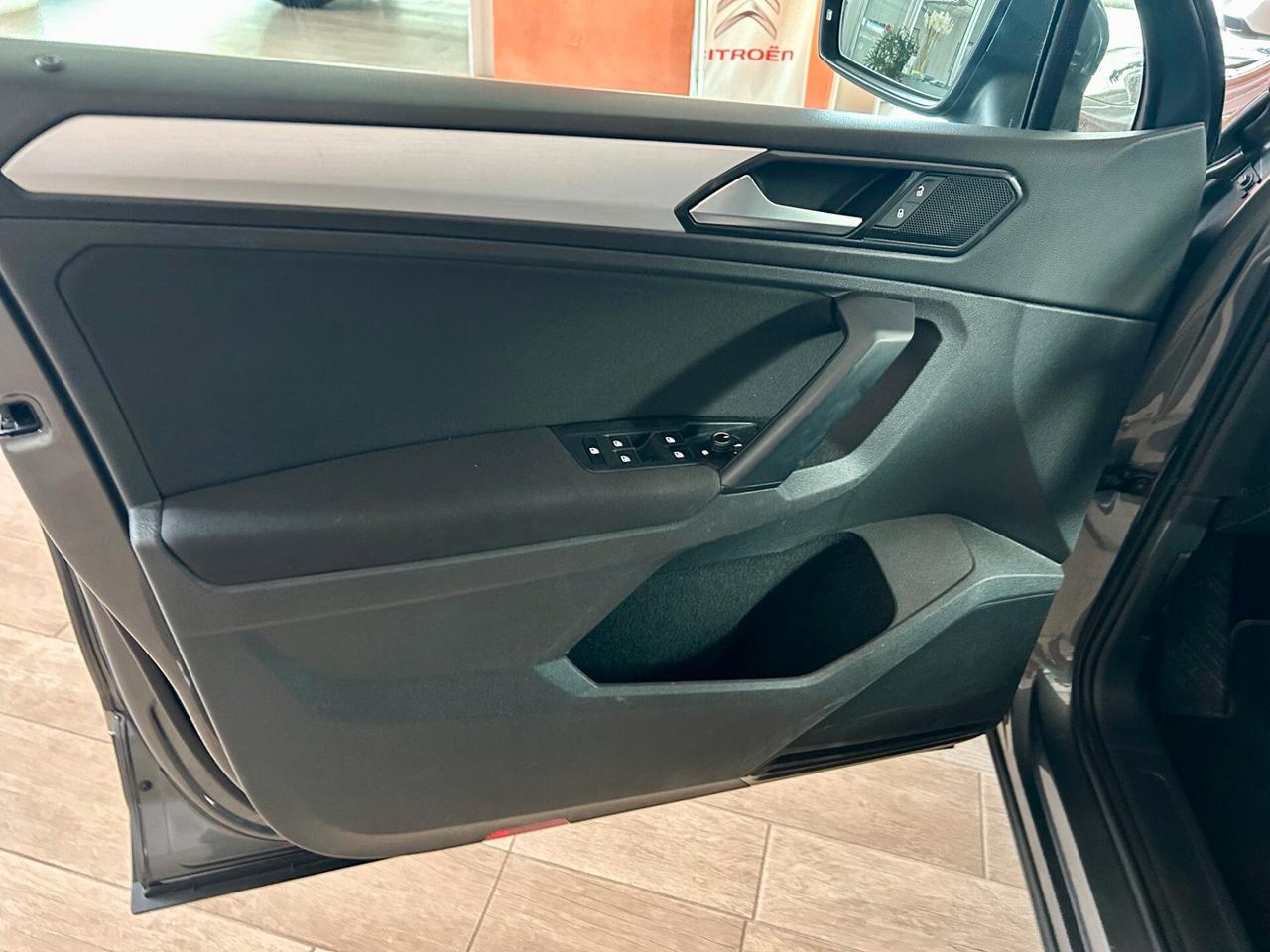 Volkswagen Tiguan 2.0 TDI SCR DSG 4MOTION Advanced BMT