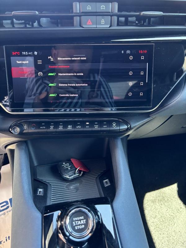 Alfa Romeo Junior 1.2 ibrida 145 cv edct6 FULL LED-APP CONNECT-17"